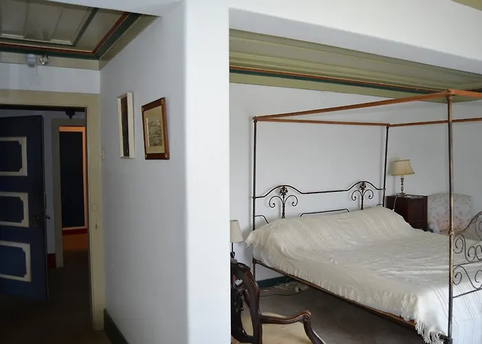 Quinta Do Outeiro בית הארחה