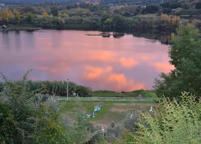 Quinta Do Outeiro בית הארחה