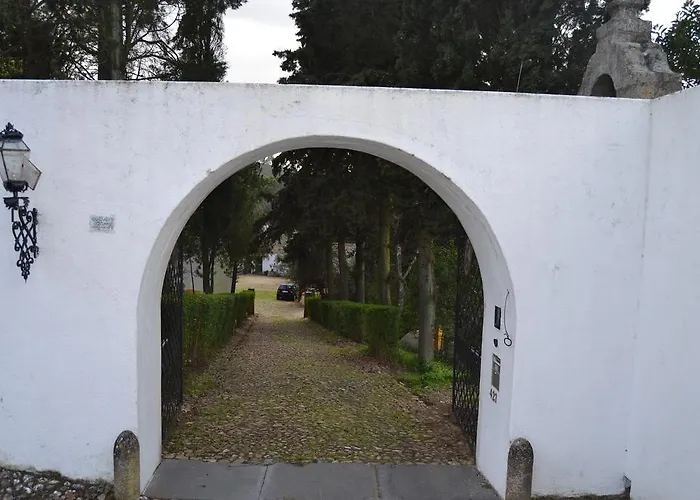 Quinta Do Outeiro בית הארחה